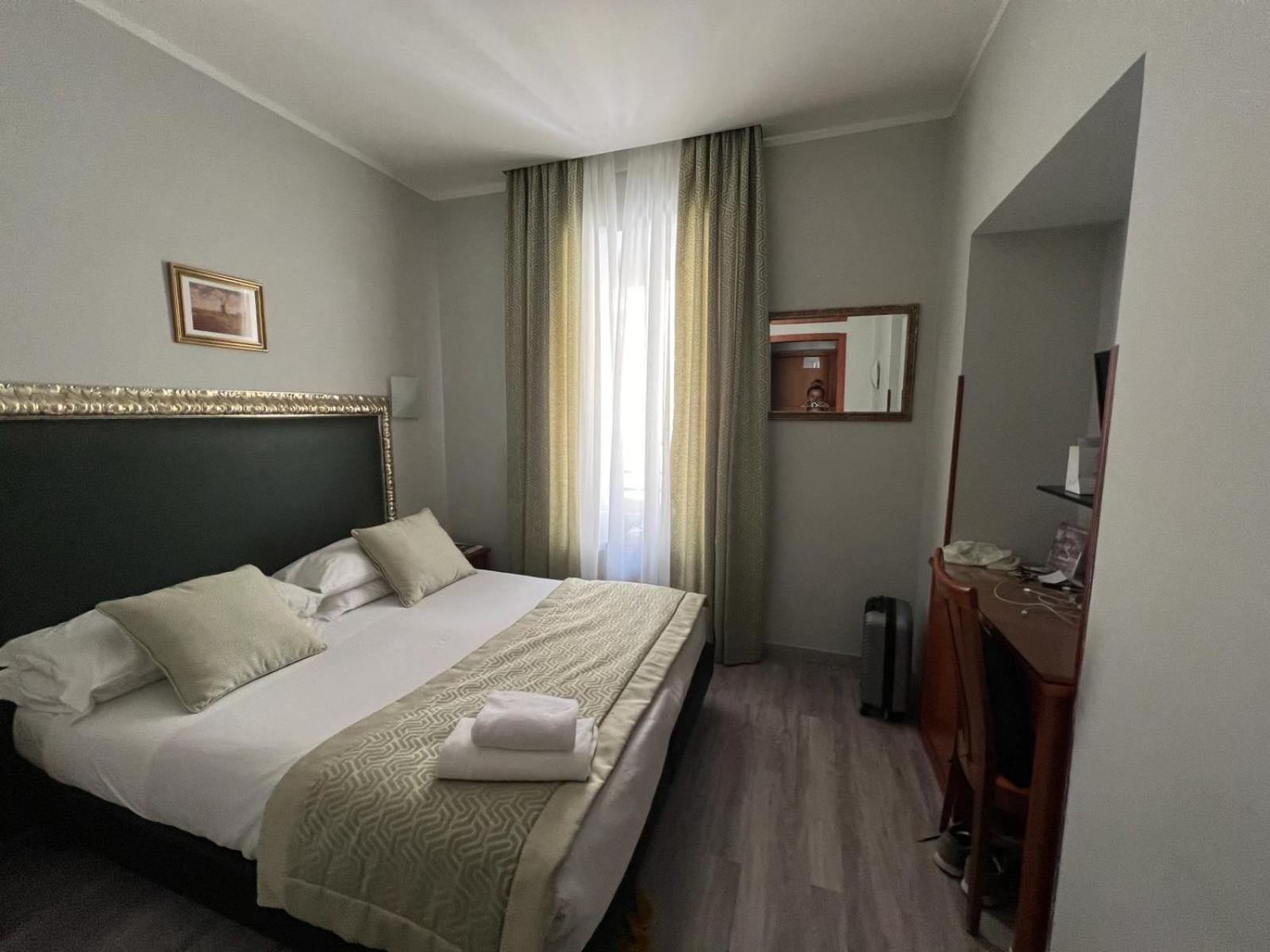 Hotel Ercoli House Rome Exterior photo